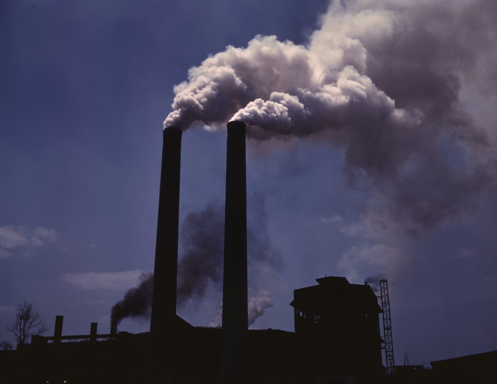 ô nhiễm không khí từ các ngành công nghiệp